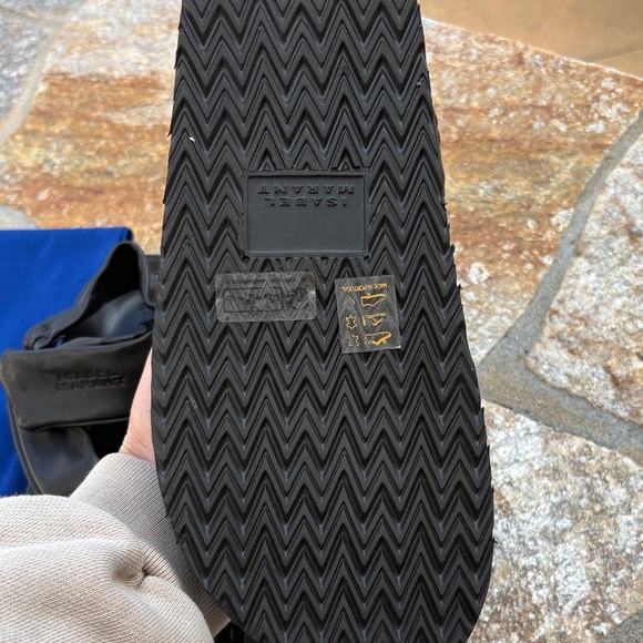 Isabel Marant 
Naori T-Strap Grip Sporty Sandals - Picture 3 of 7